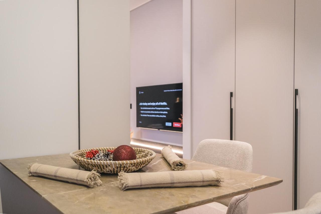 Two Steps Apartments Тирана Экстерьер фото