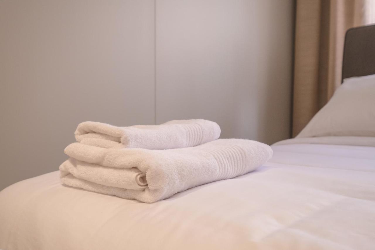 Two Steps Apartments Тирана Экстерьер фото