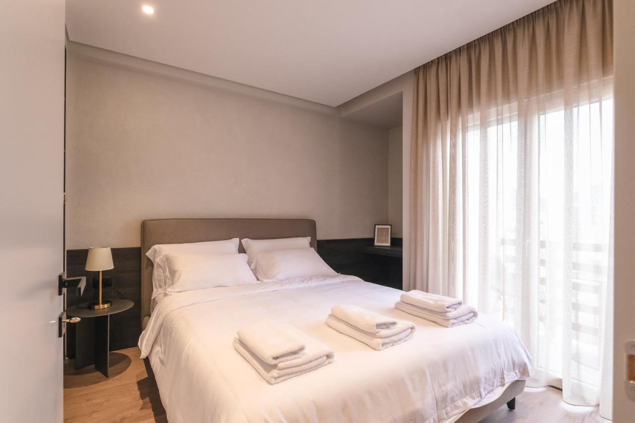 Two Steps Apartments Тирана Экстерьер фото