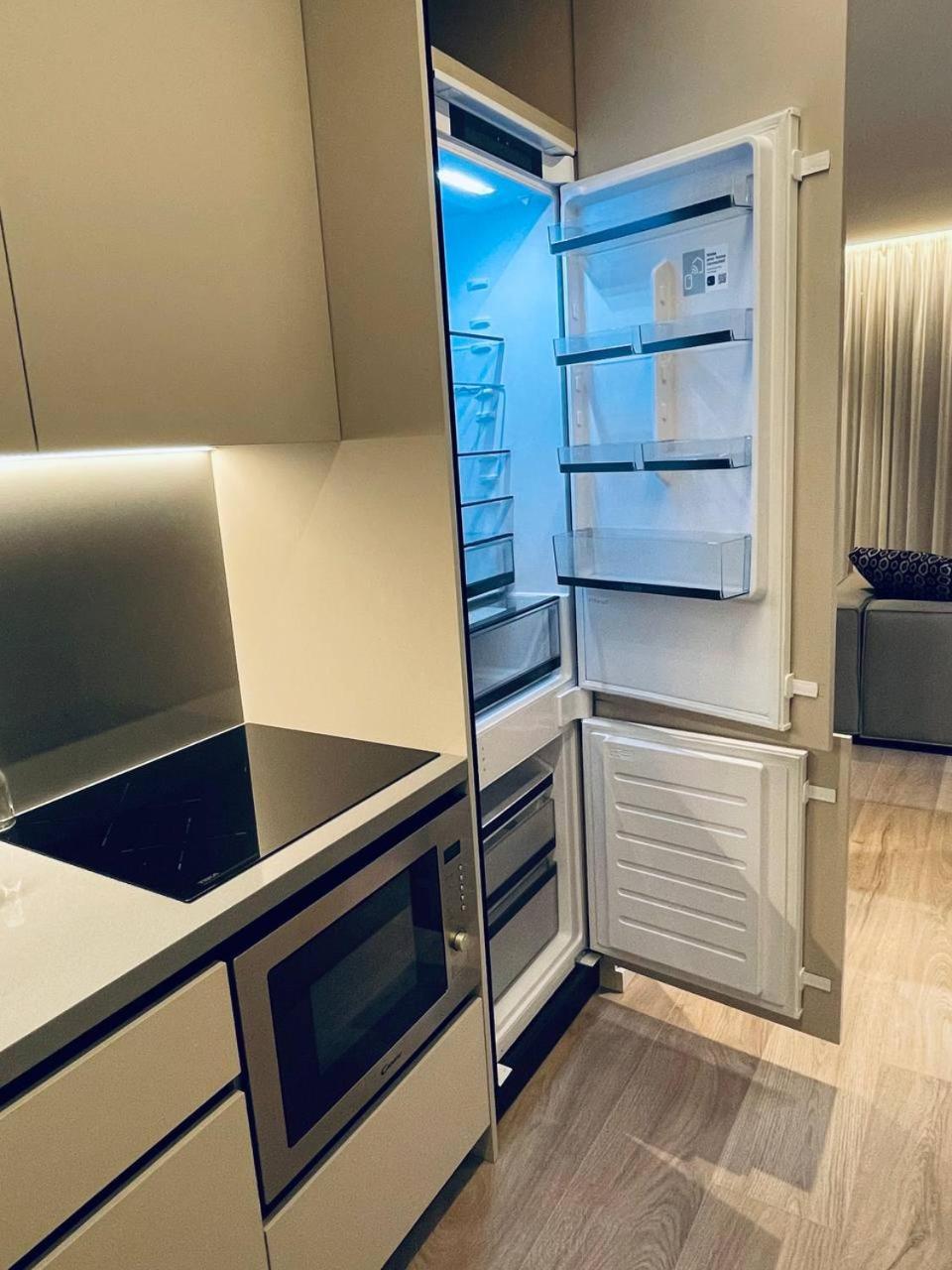 Two Steps Apartments Тирана Экстерьер фото